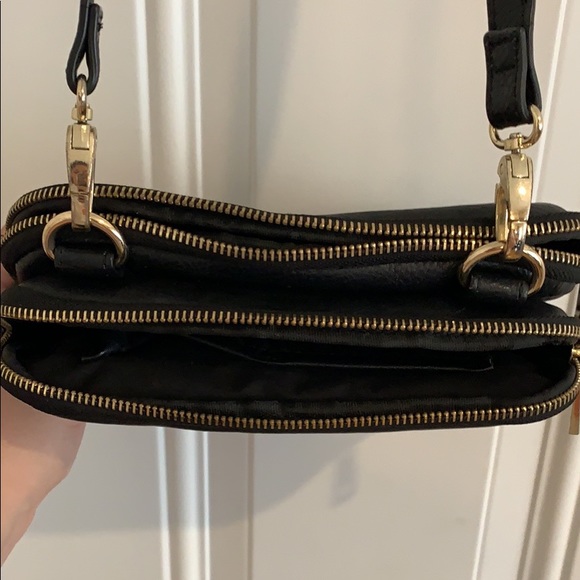 Forever 21 crossbody - Picture 2 of 4